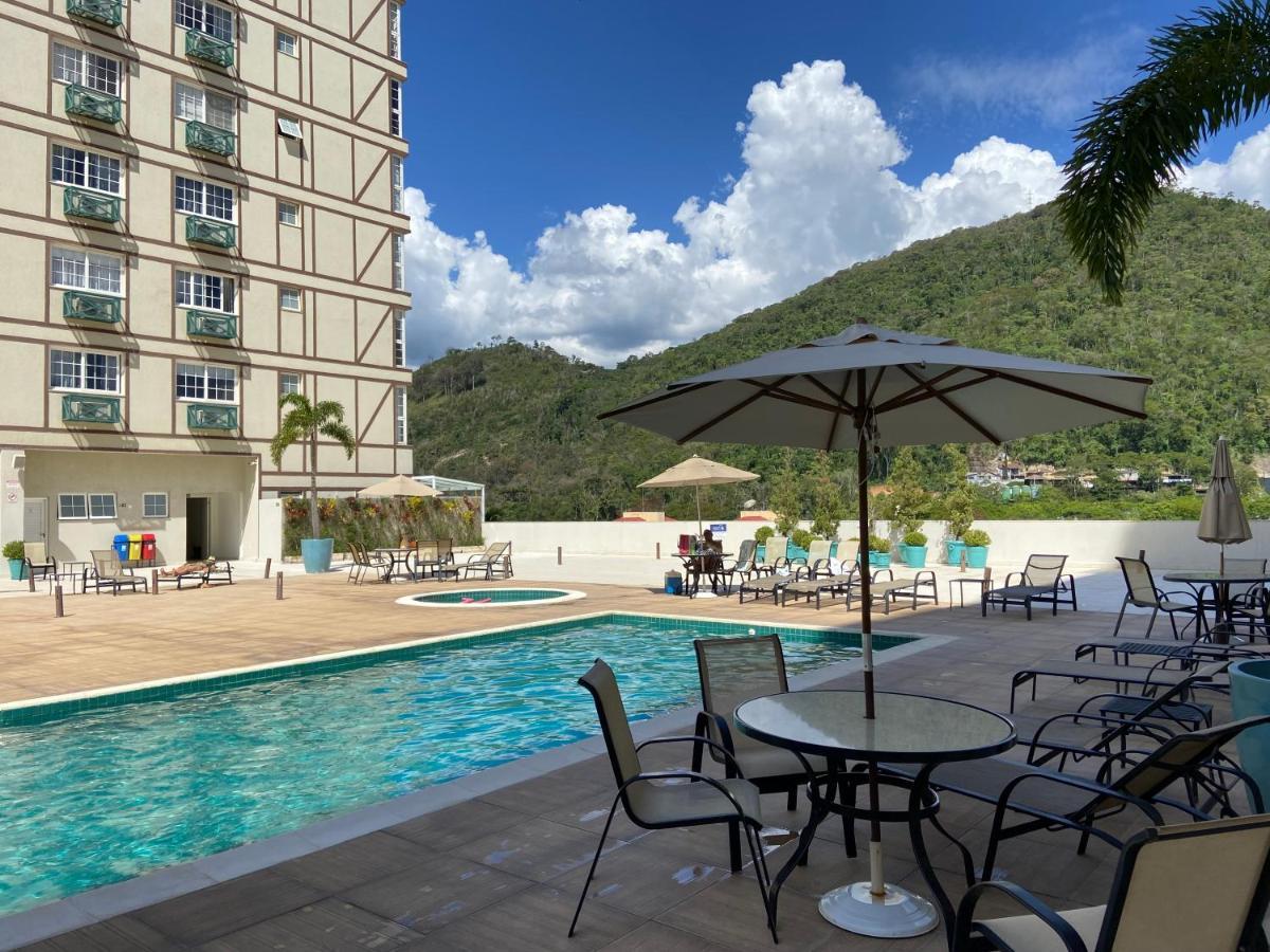 Flat 217 Granja Brasil - Com Piscina Em Itaipava